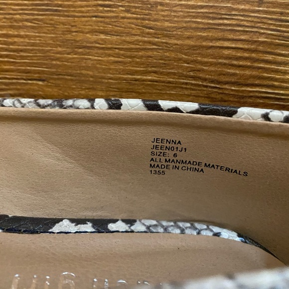 Madden Girl Flats - Picture 4 of 5